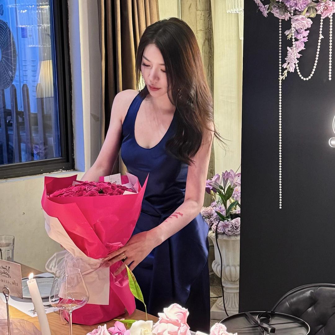 是个美女💜
