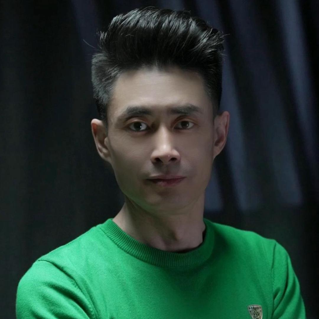 满哥数码（满台长）