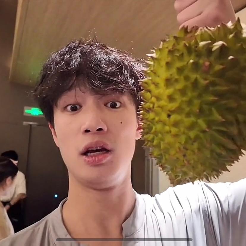 ㅤ壹只o　　           ╲