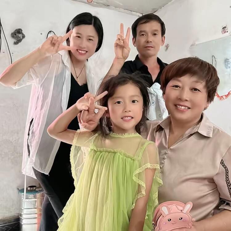 小丽婆婆