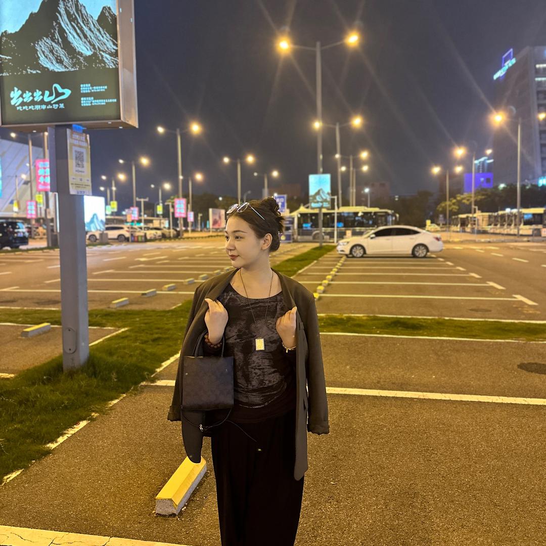 米羊羊女装