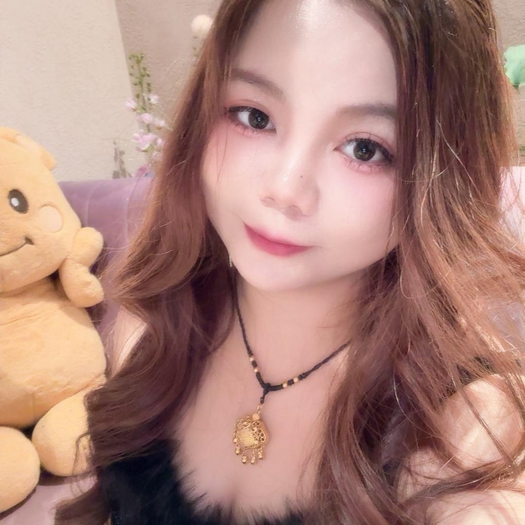婷໌
