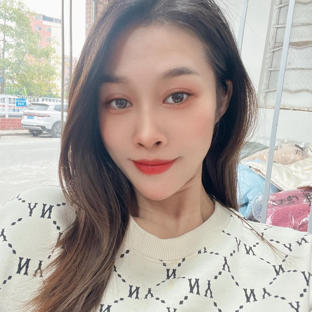 广州月玲服装库存