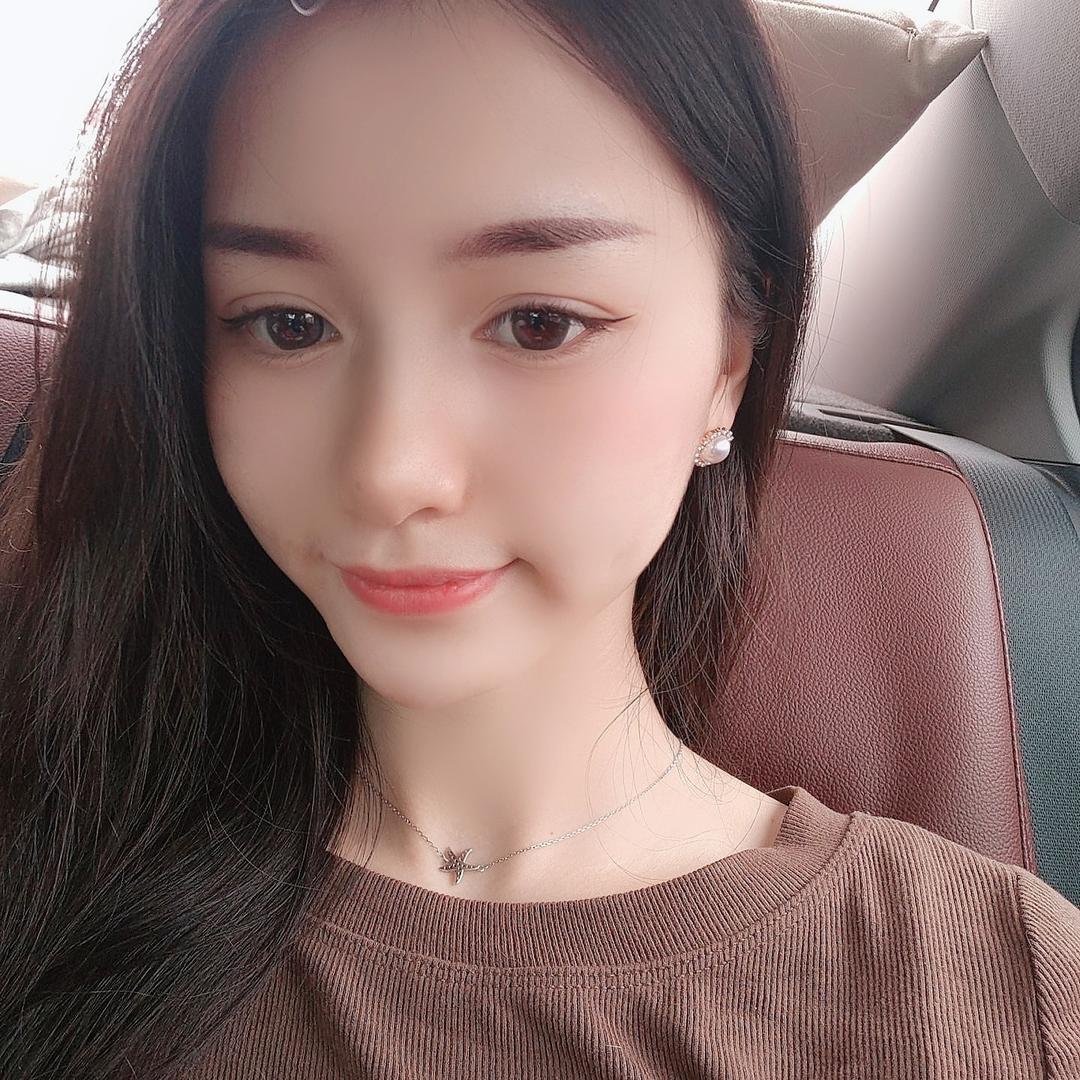 没人疼没人要的小白菜