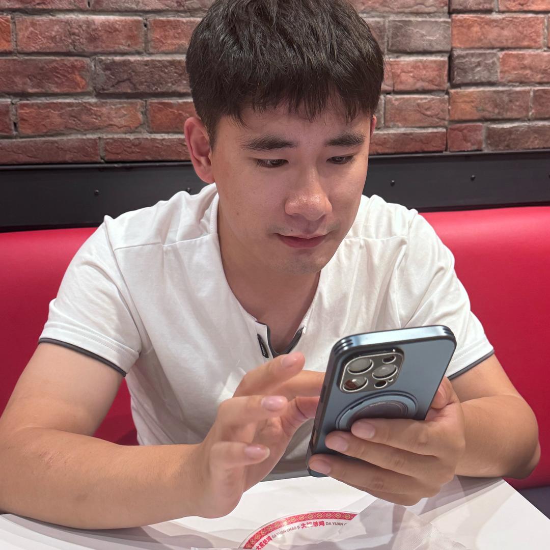 洛杉矶修灯泡的