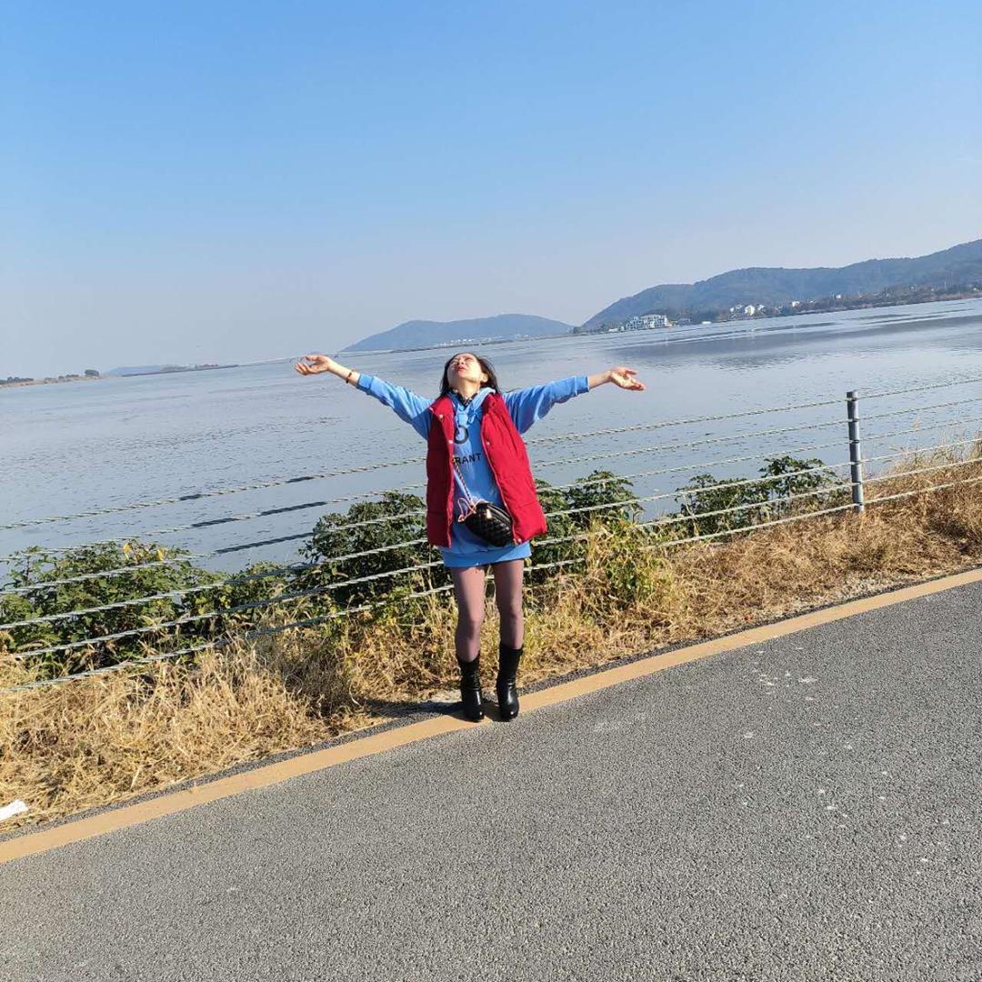 水中月浪花💕