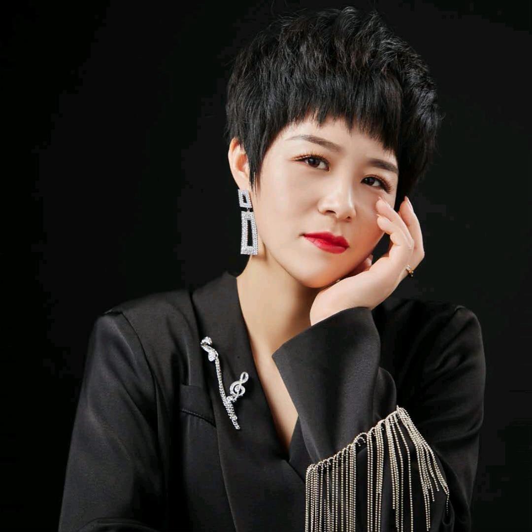 黛安蒂丁浦美妆专卖店铺