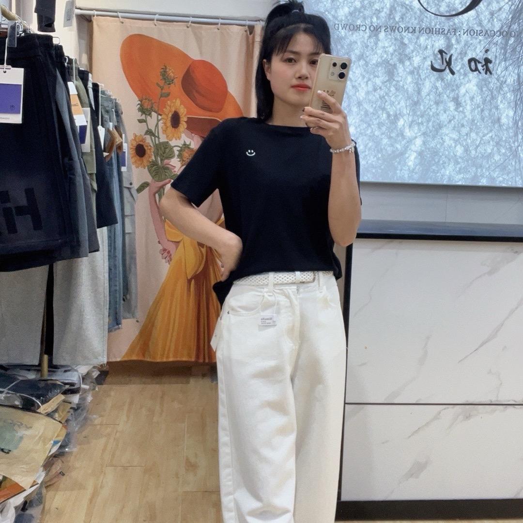茅天初见服装