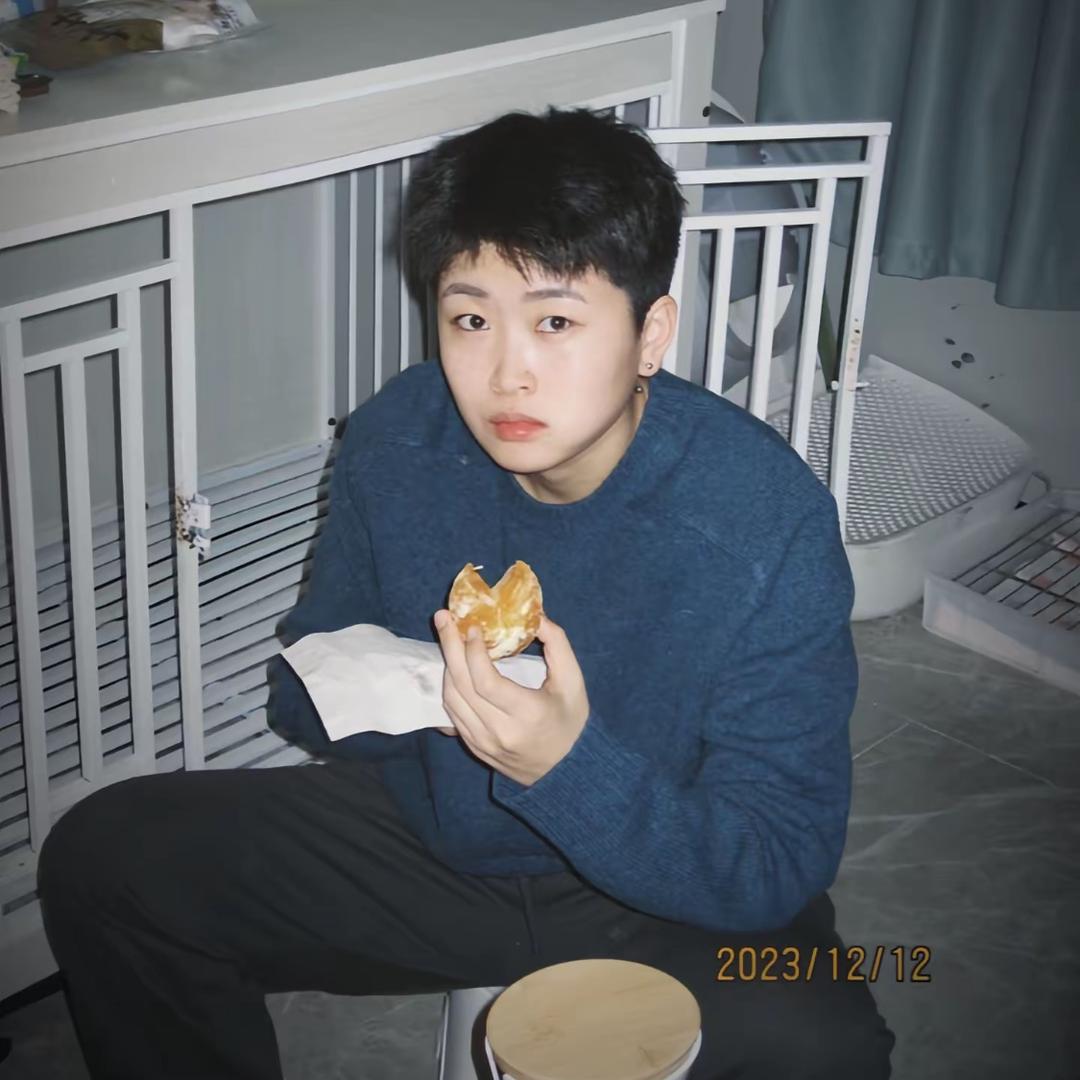 爱吃 火鸡面🍜