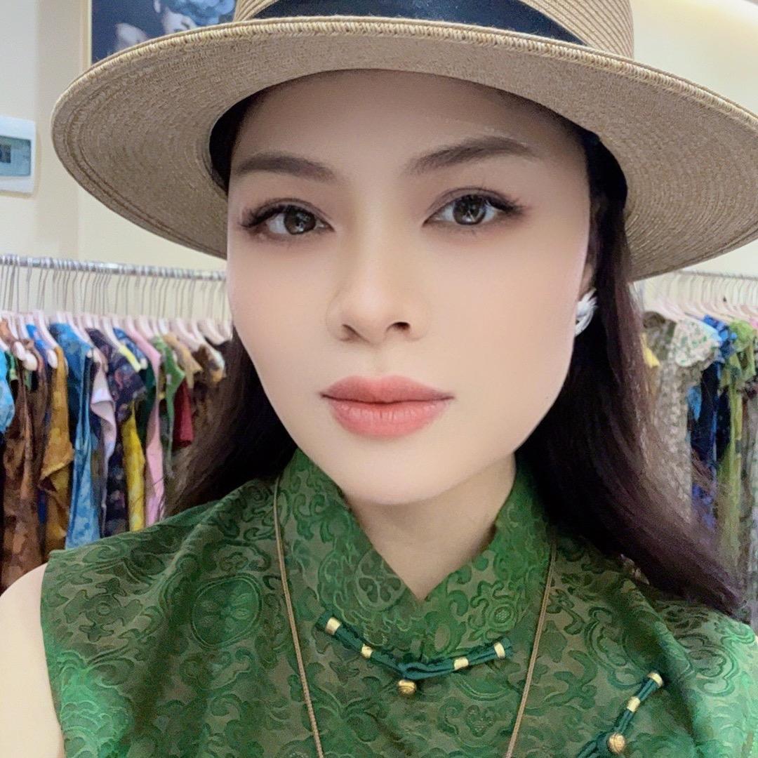 谭琼欧货女装