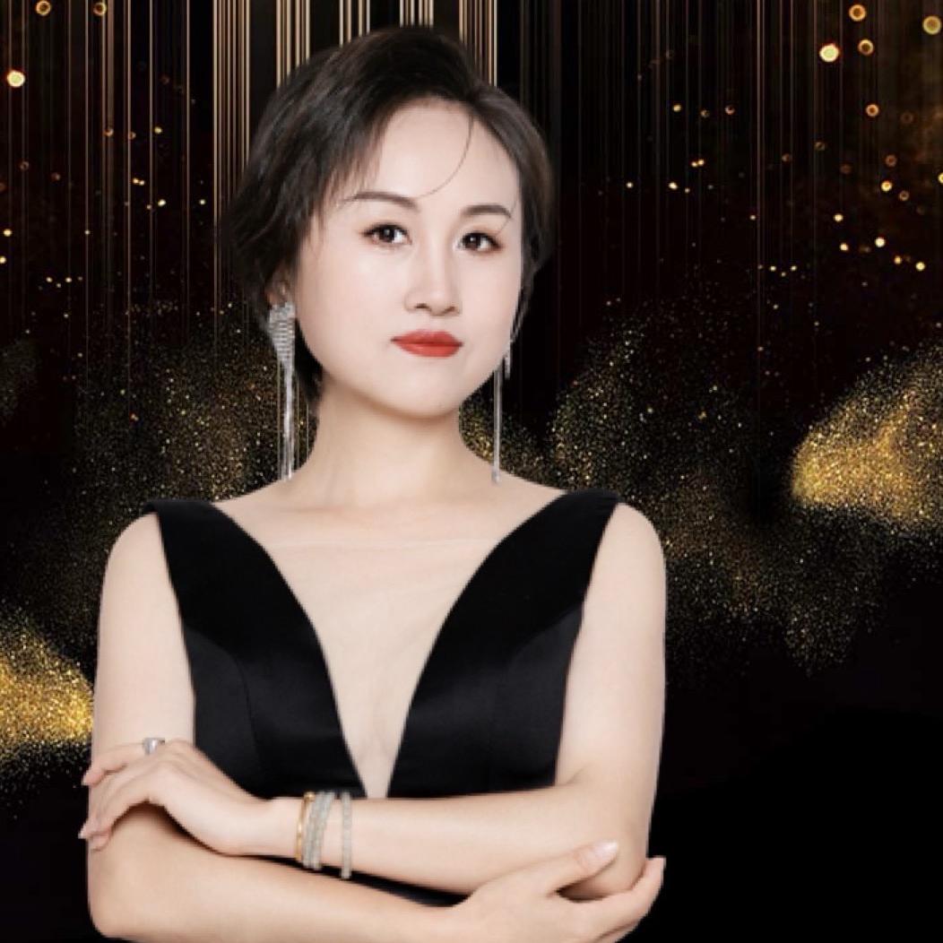 泉姿曼艳玲