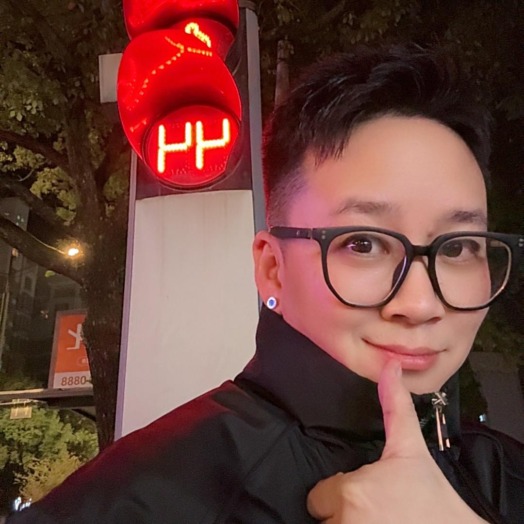 圣意威高端男装清货号