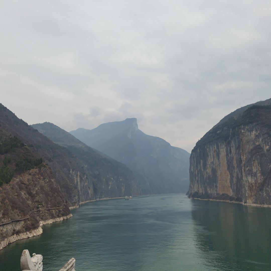 我在云边开了一个小卖部