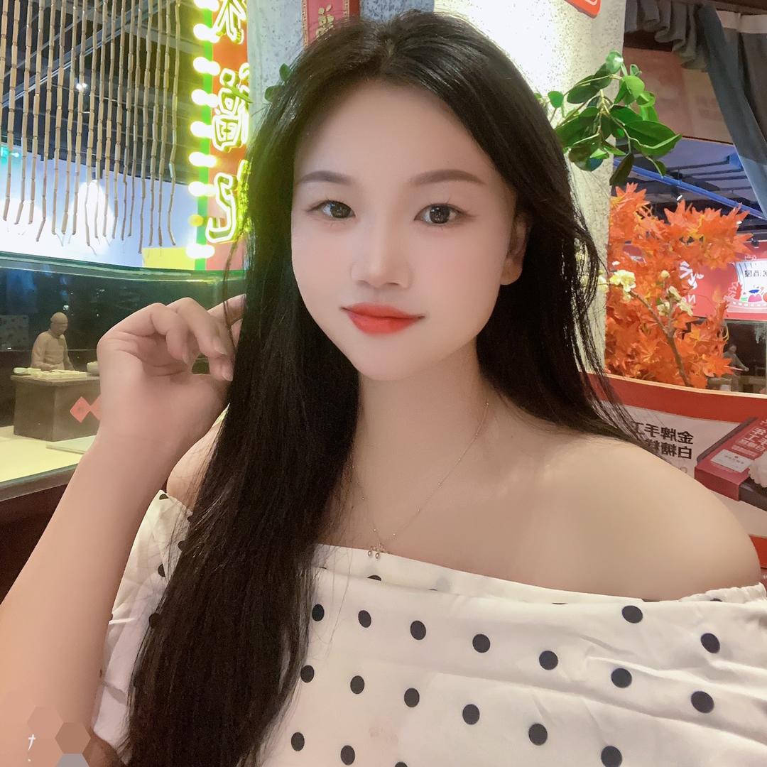 爱喝奶茶的小木子