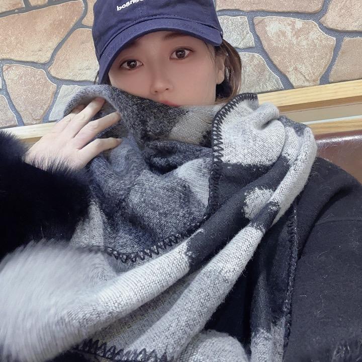 镜子养娃中（纯母乳）