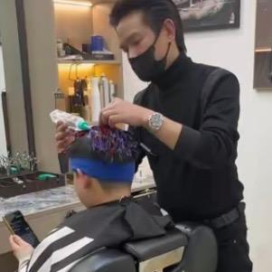 三穗专业男士烫发四哥（橱窗有好物）