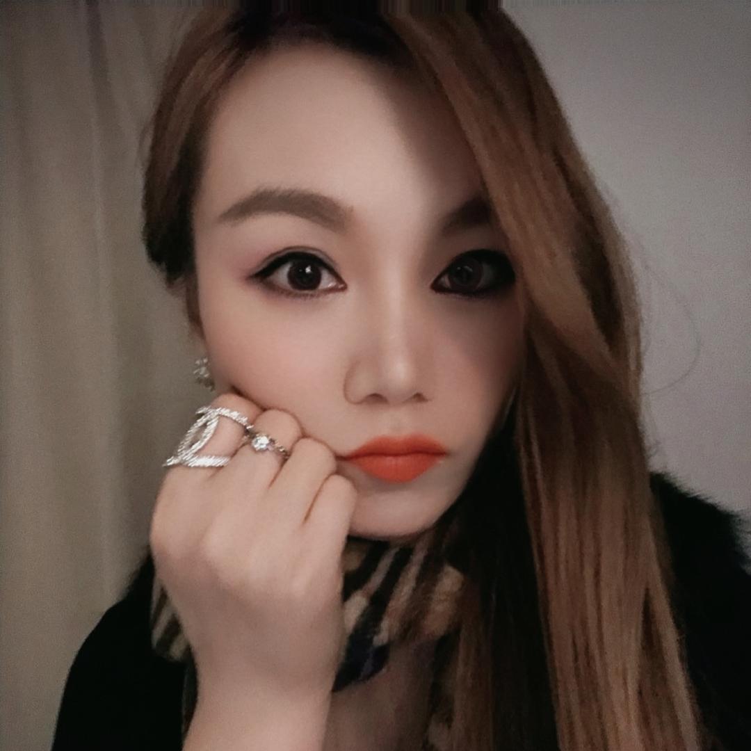 VV小菜菜头像
