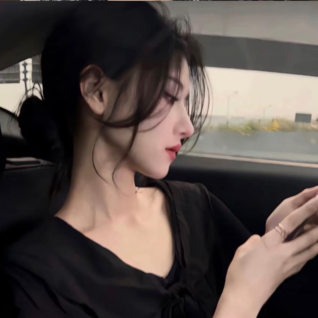 随随.