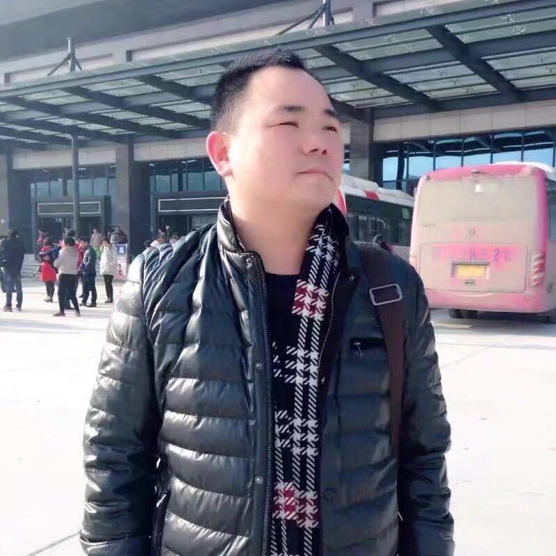 发财哥（高端游戏耳机，鼠标工厂)胡R