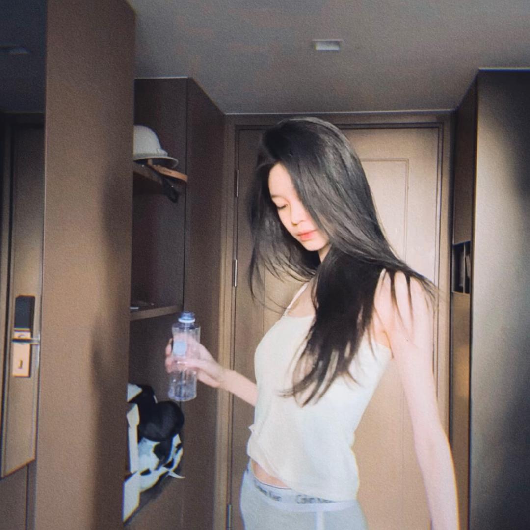 xx..