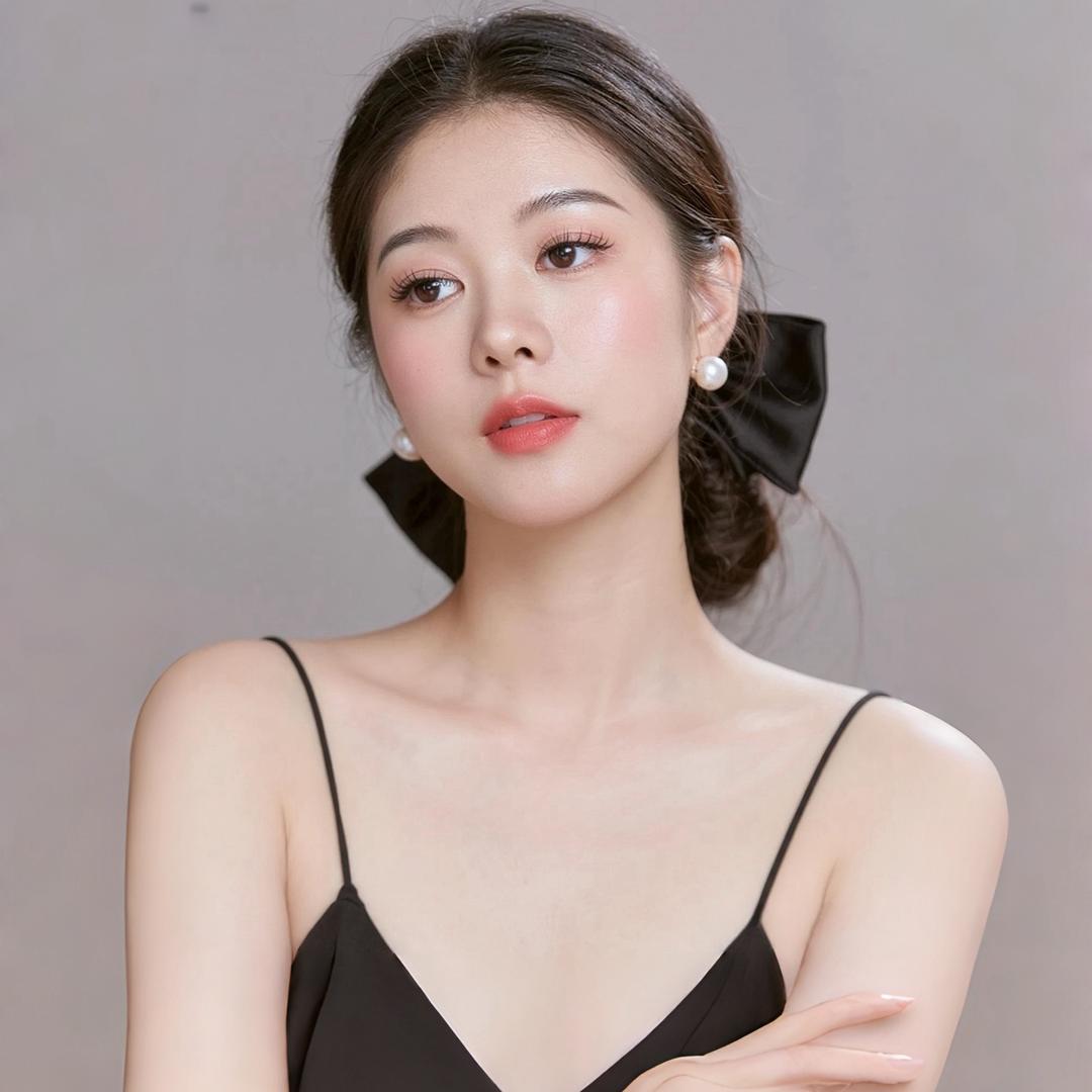 钟可爱的妍小贝