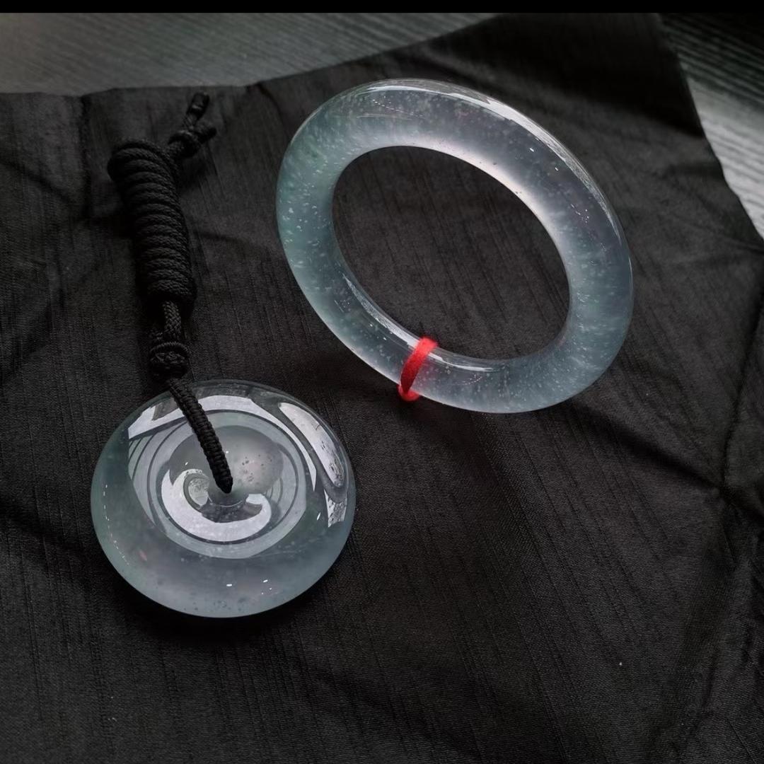 世湛珠宝管理员