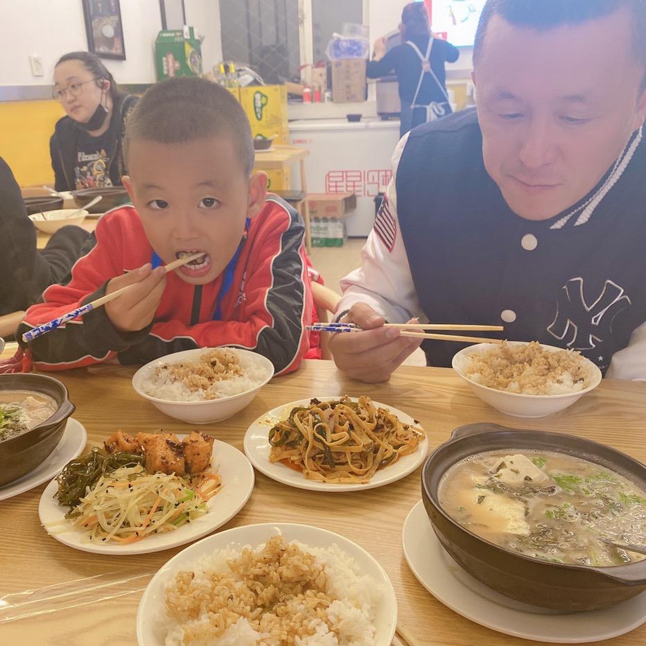 雷哥探店