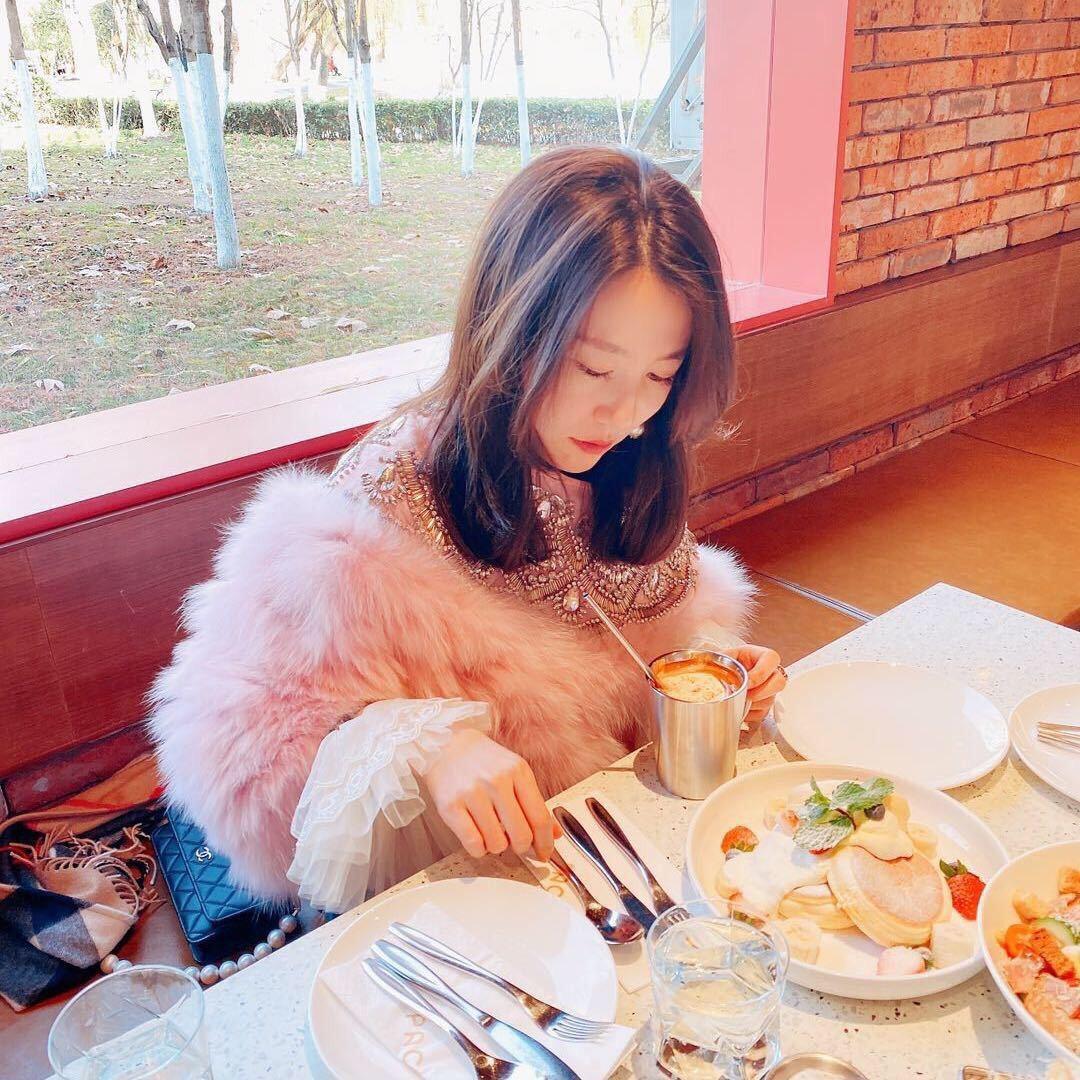 Lovehuihui-时小姐