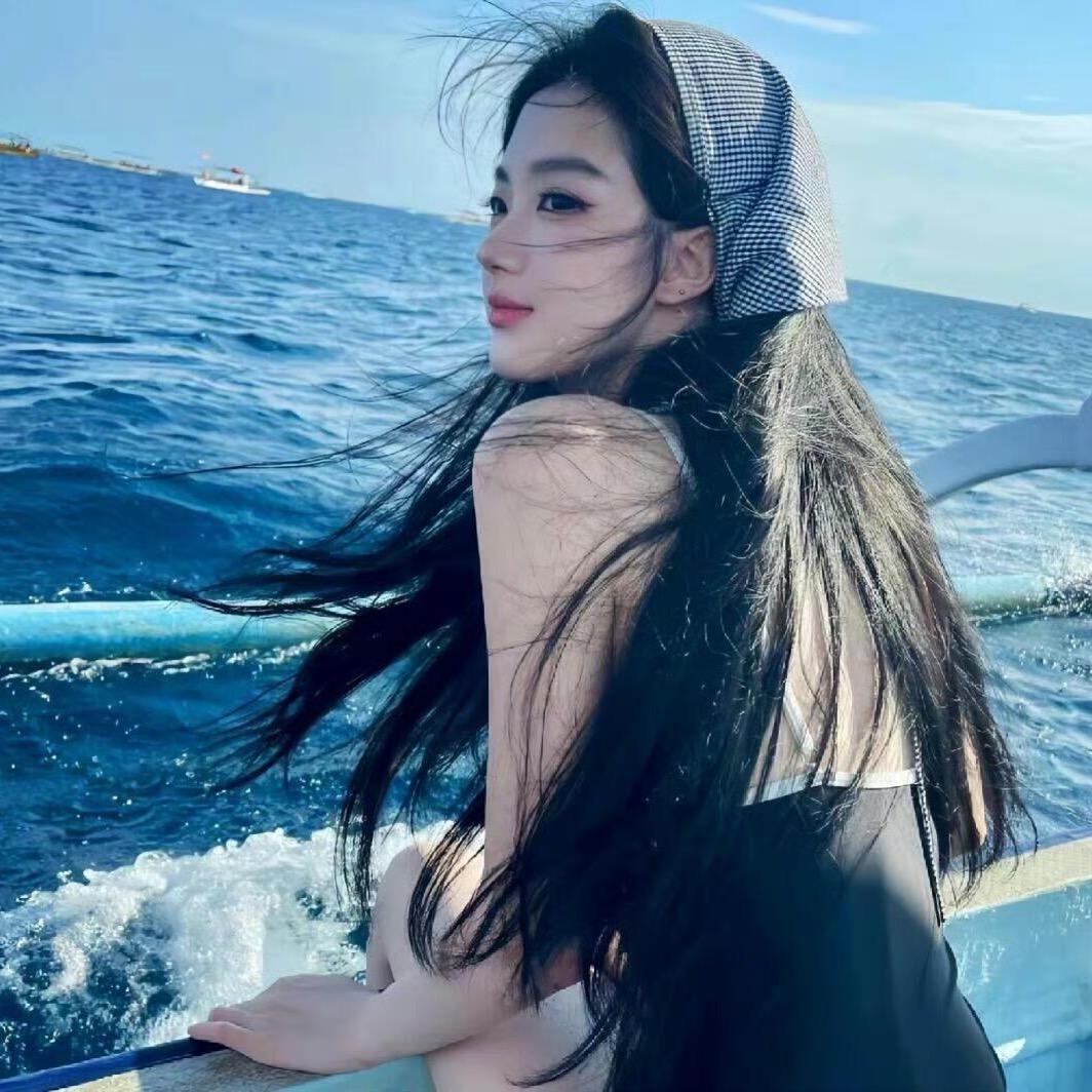 爱吃零食的大鹅