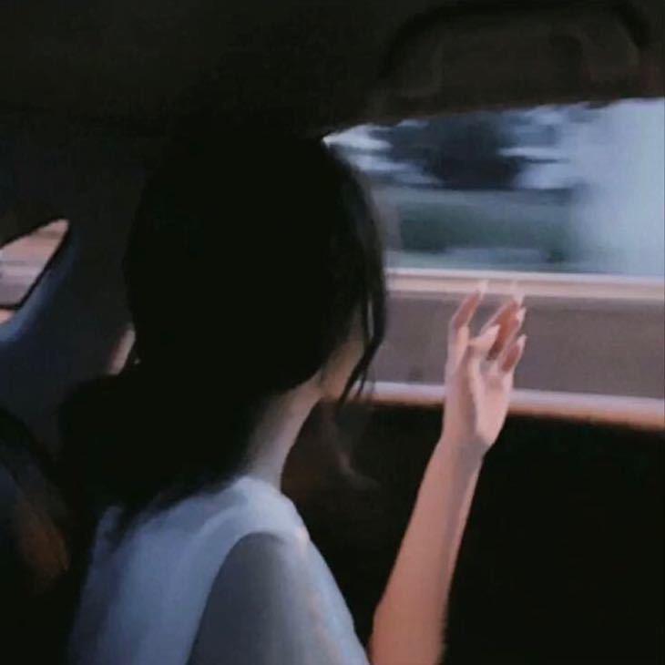 .曼