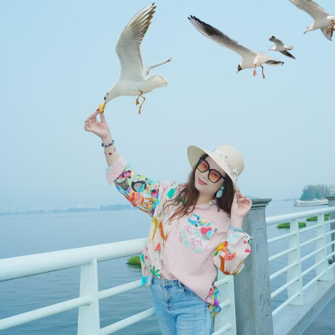 小樊姐女装