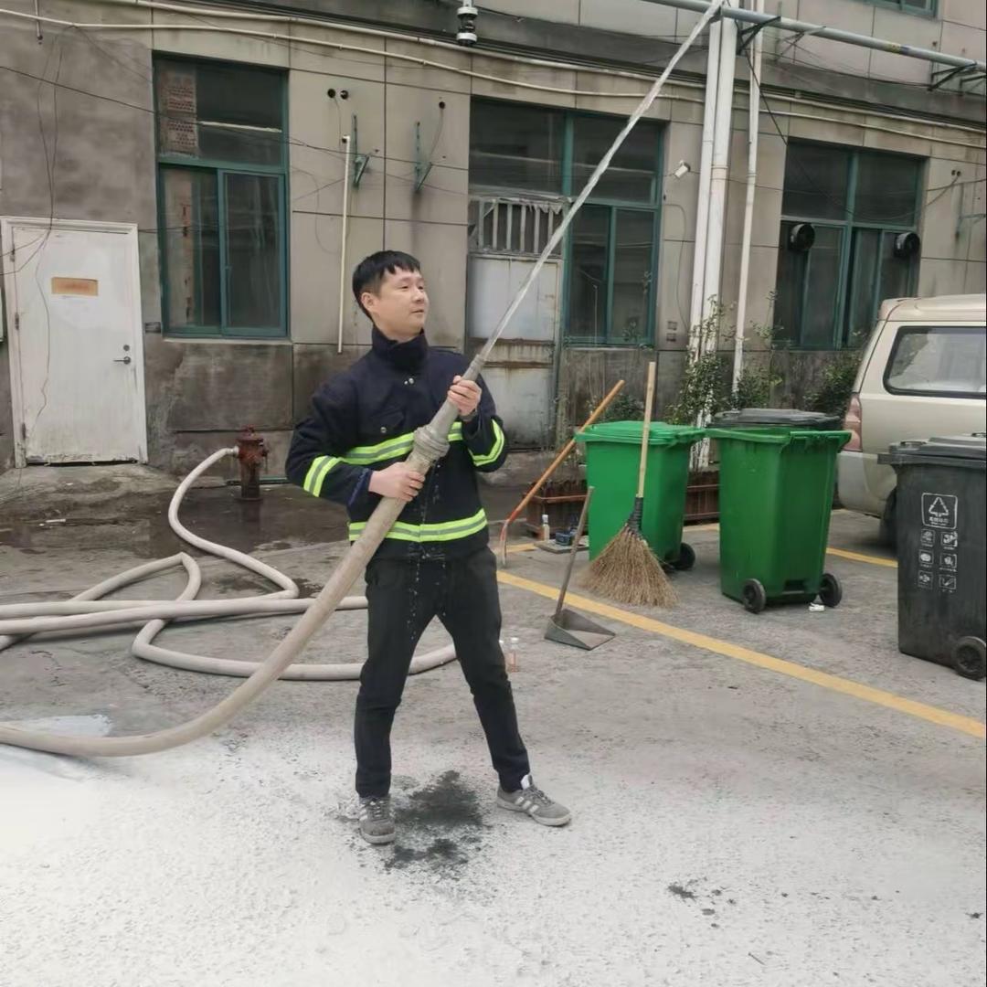 达不溜哥