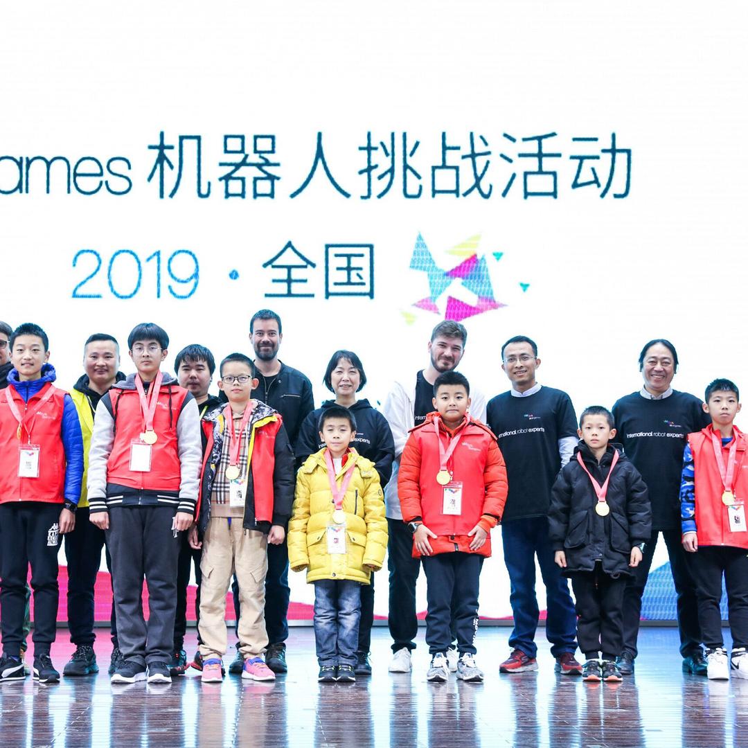 “怎么玩”出未来科技精英