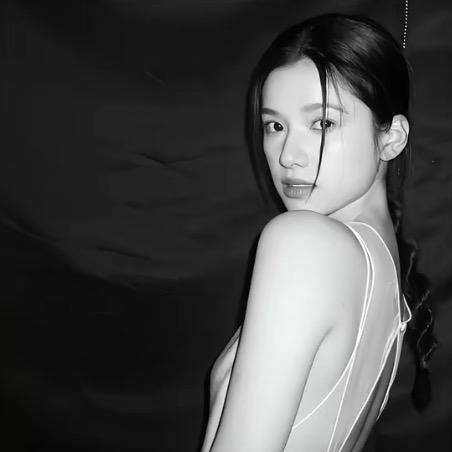 Star Lin.