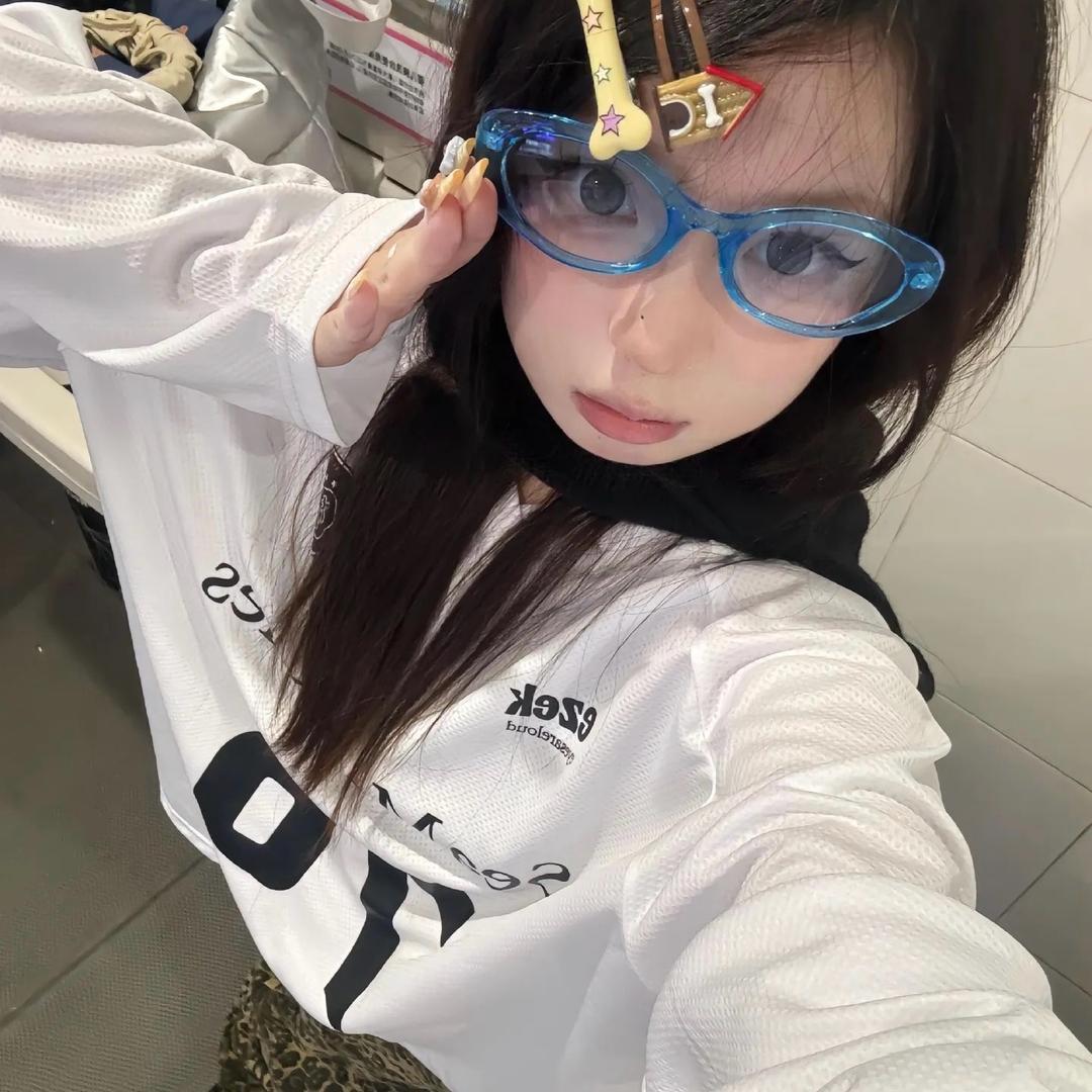 𝗟𝗶𝗶𝗲_𝗲𝗼𝘃𝗲💤