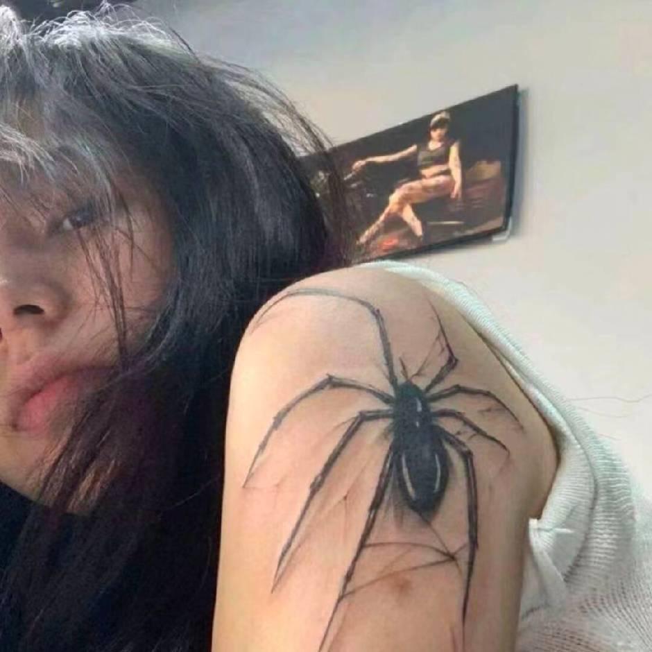 梵.