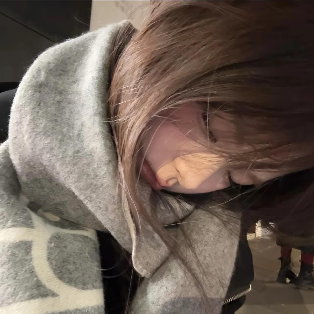 咩咩^