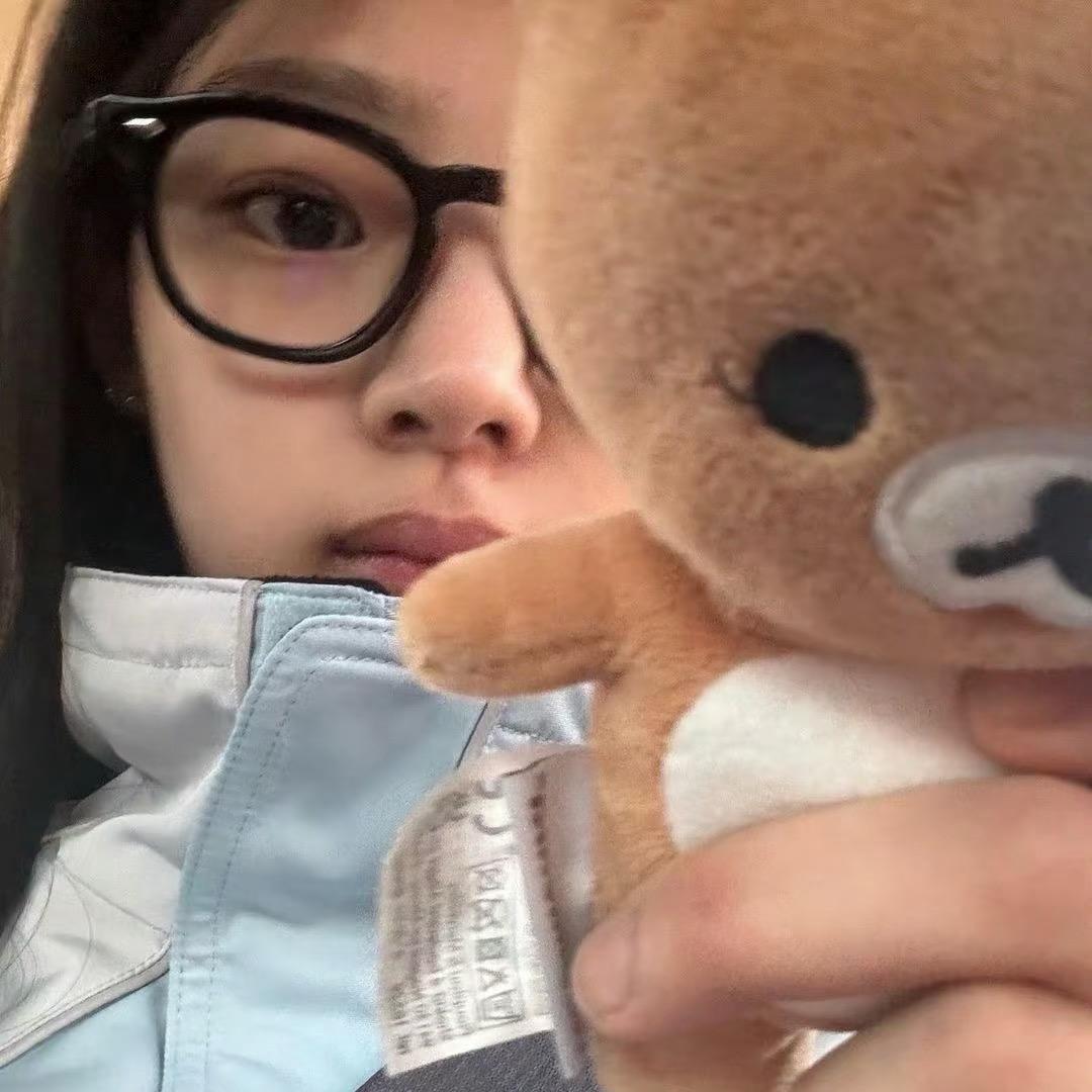 adorable*