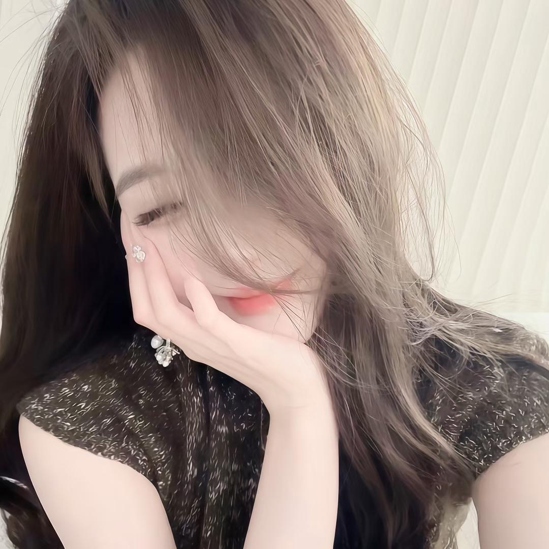西᳐红柿᳐ ੭