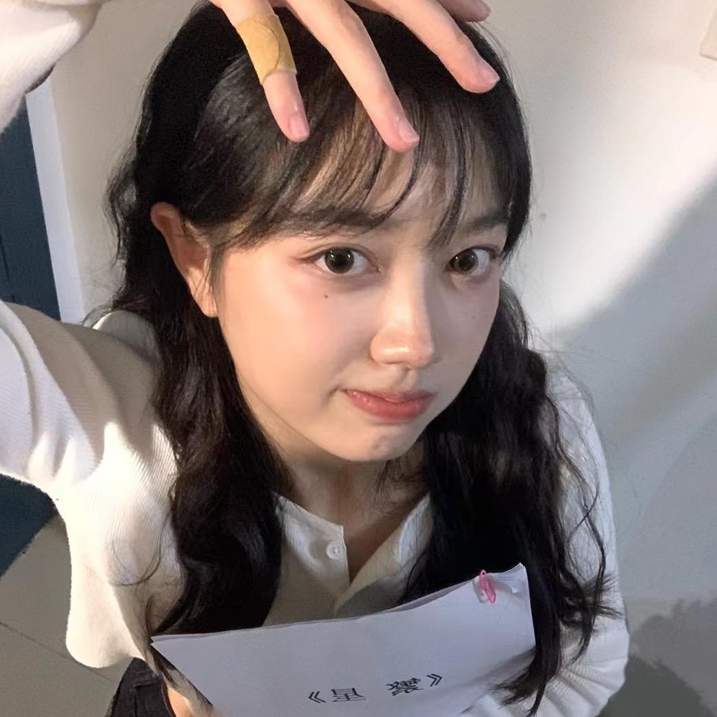 糖糖吖🧸（池鱼姐姐的小迷妹）