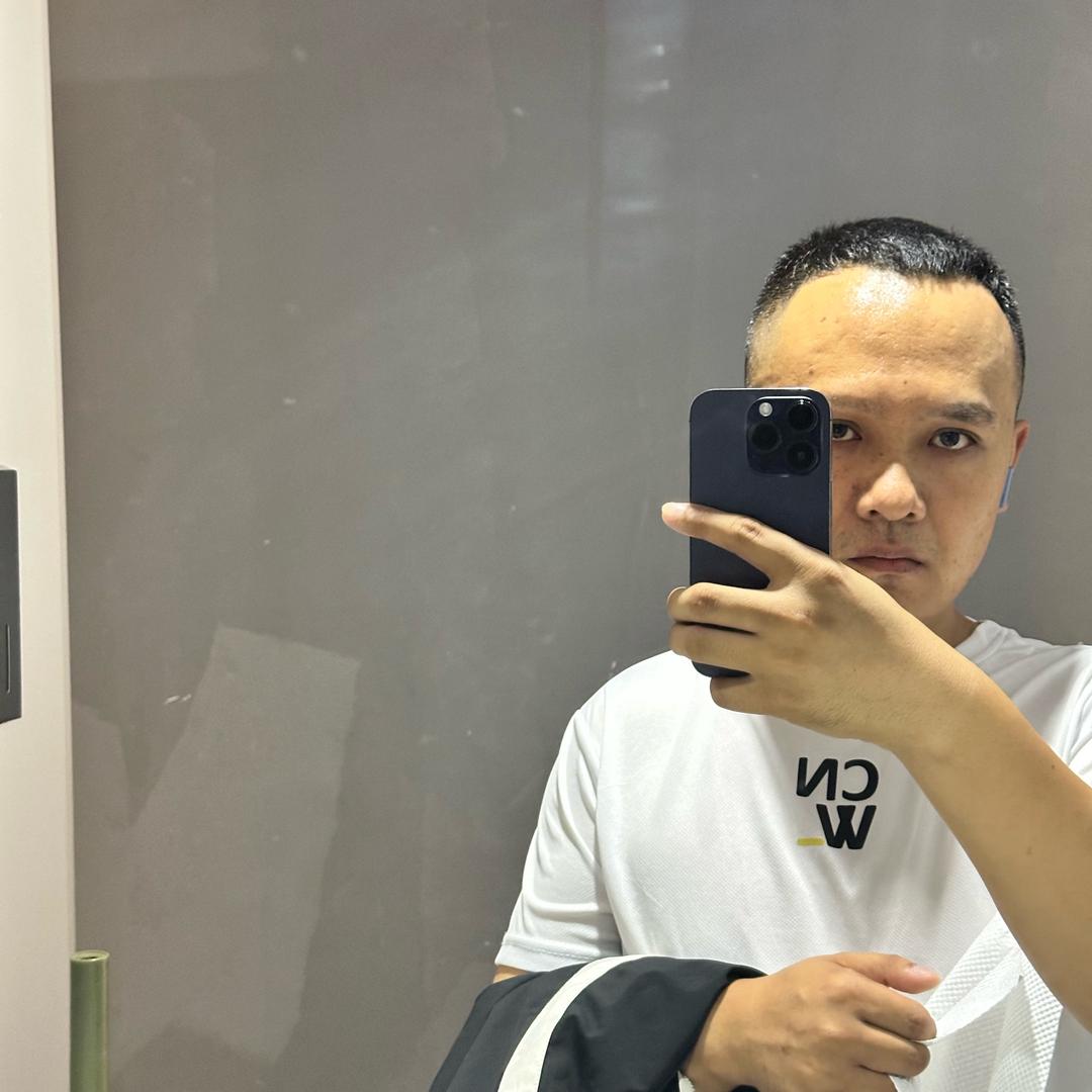 @爱唱歌的设计师