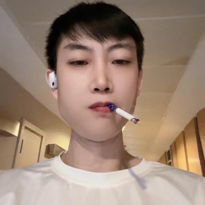 ⑉°з°-♡我遇见了未来的我⑉°з°-♡