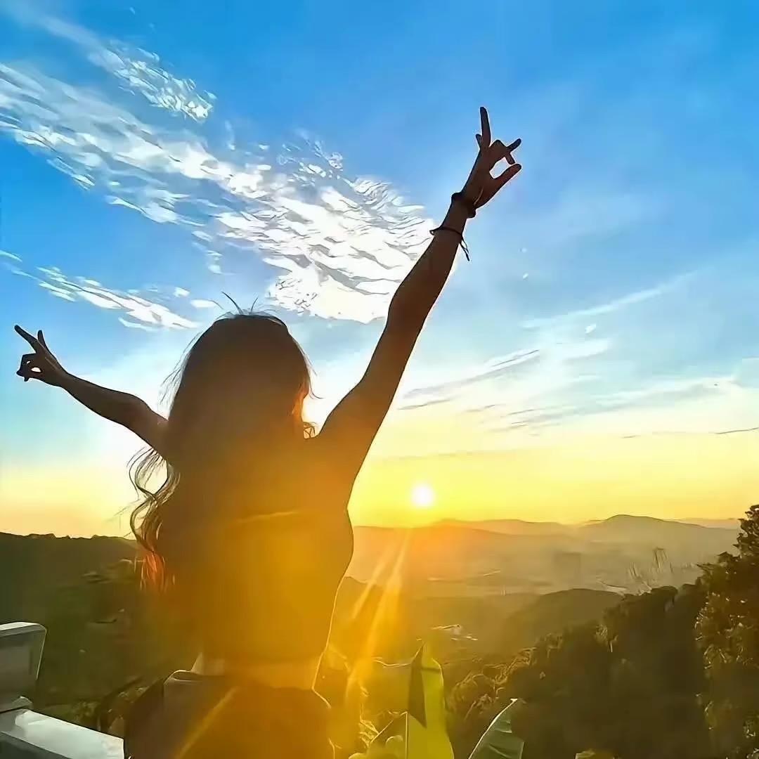 深情小美⚜️