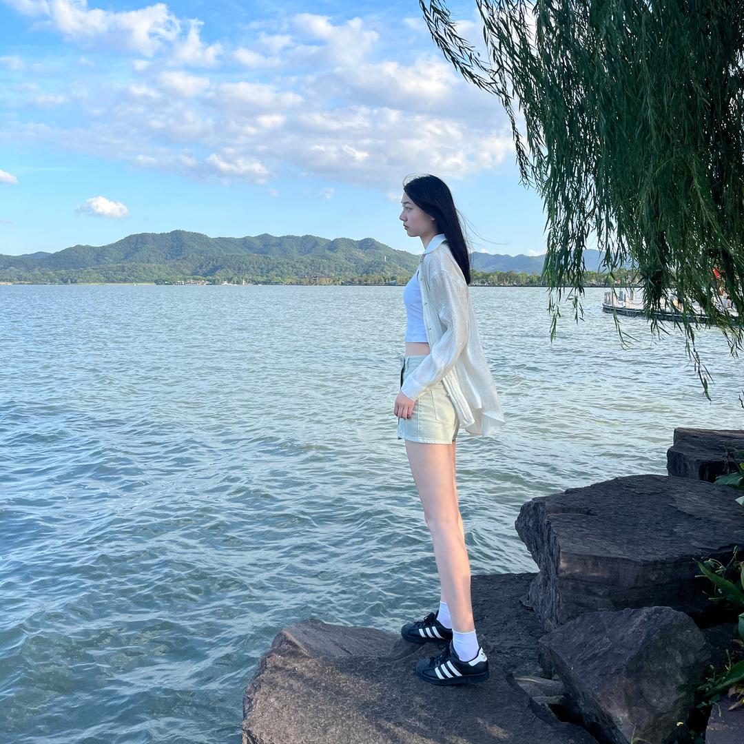 璋璋-