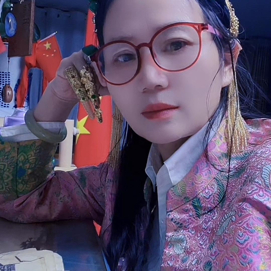 詩書畫女神