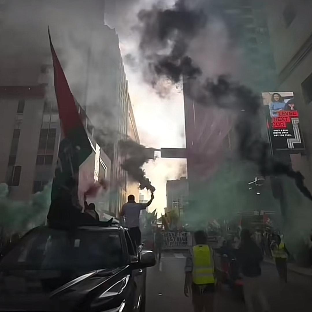 我很困但是→🇵🇸