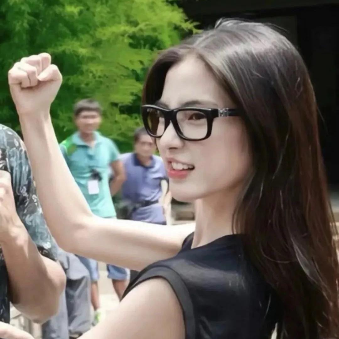 小姿Yeon