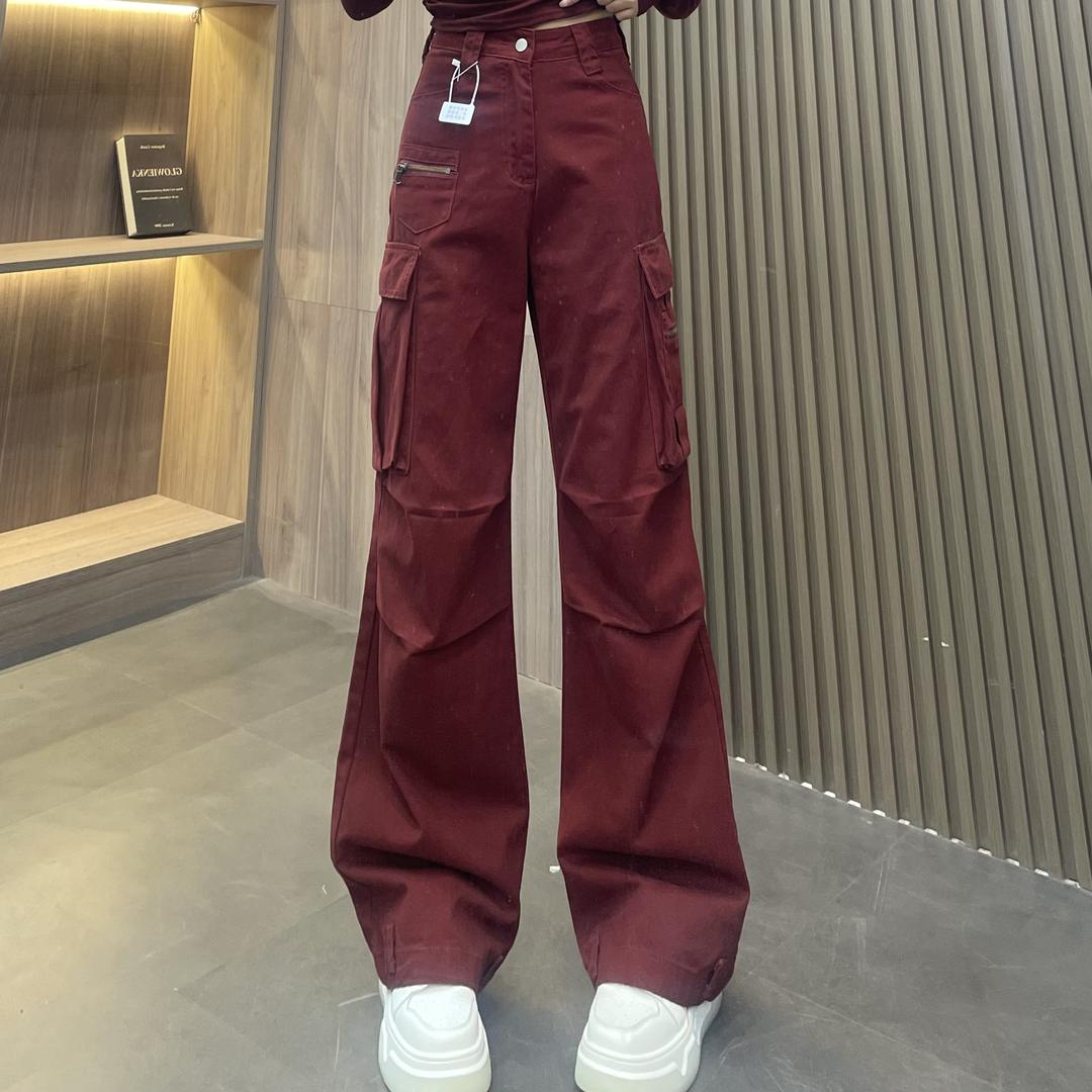 恋衣服装工厂店