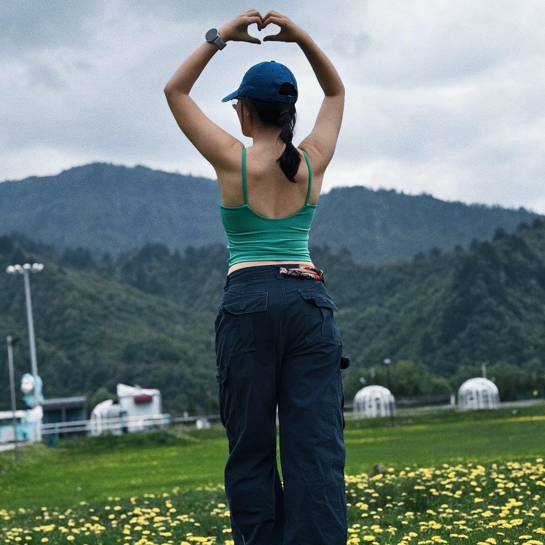 香菜折耳根（Madeline)