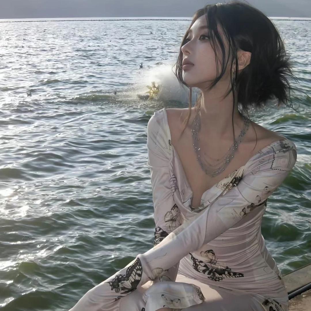 尹子晴.